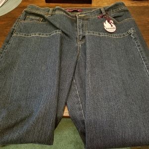 New Gloria Vanderbilt women's blue jeans